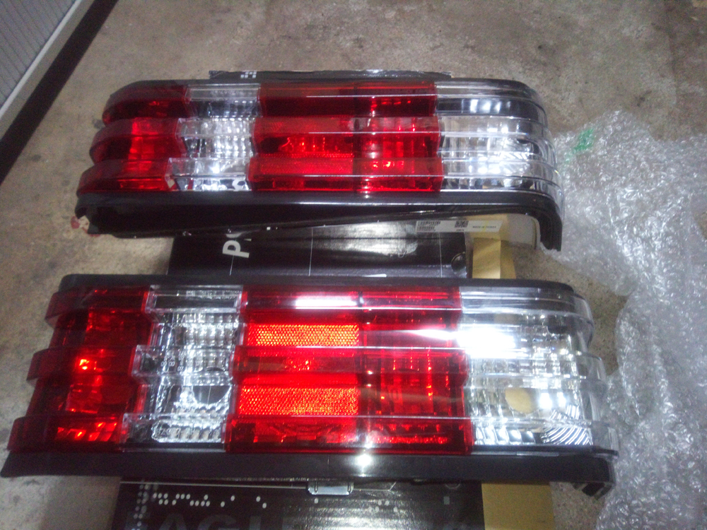  Mercedes 190 Rückleuchten